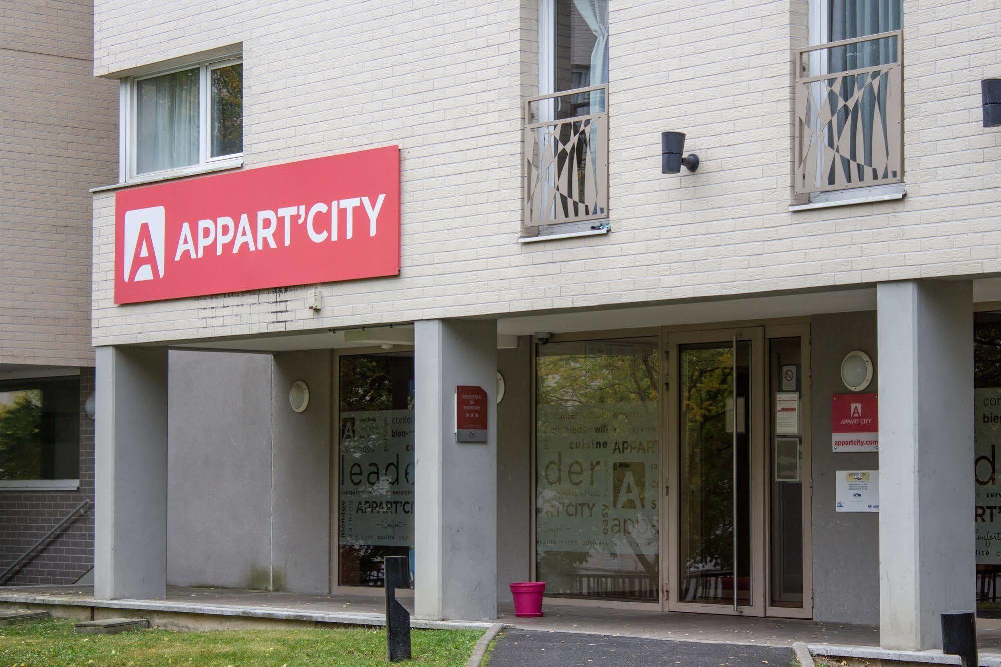 Appart'City Pontoise Cergy-Le-Haut Exterior foto