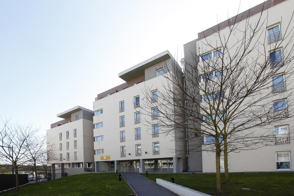 Appart'City Pontoise Cergy-Le-Haut Exterior foto